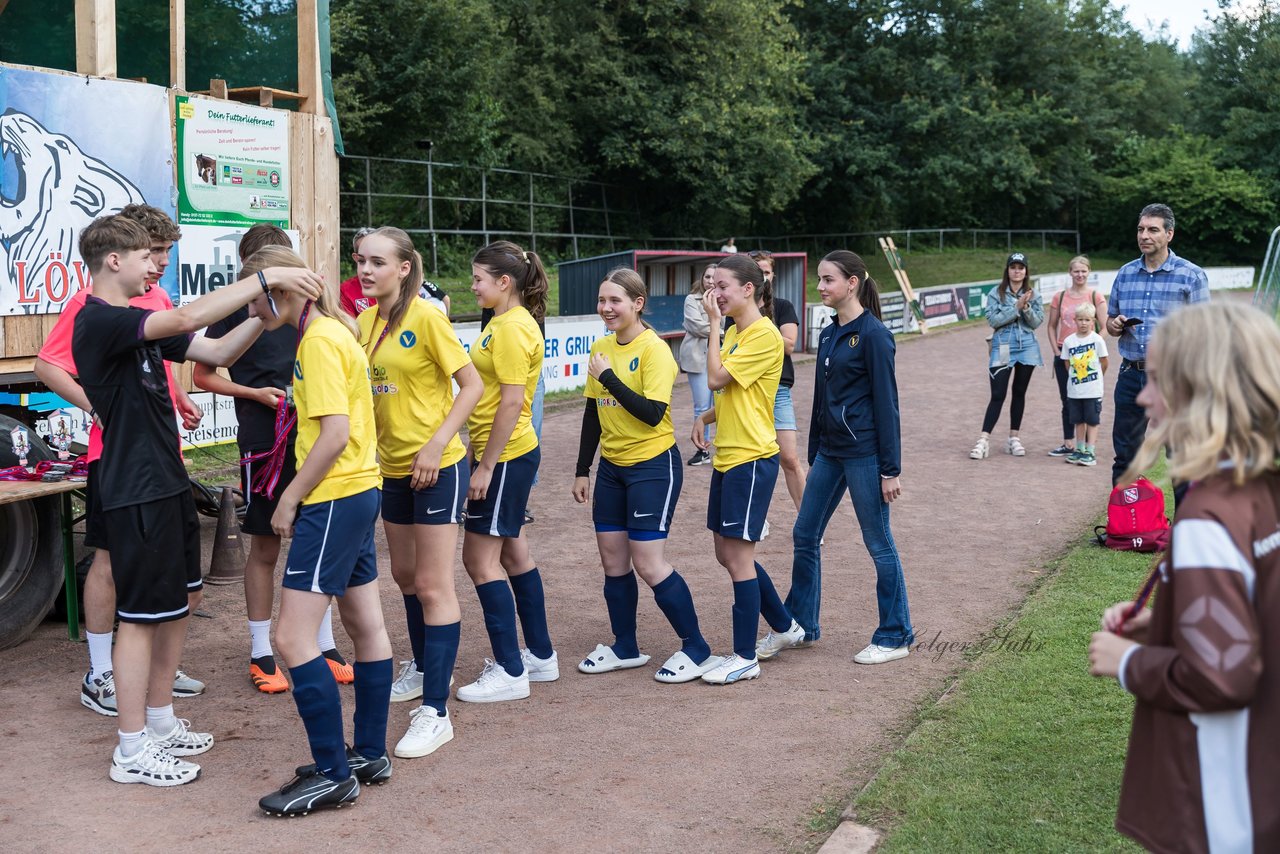Bild 159 - Loewinnen Cup